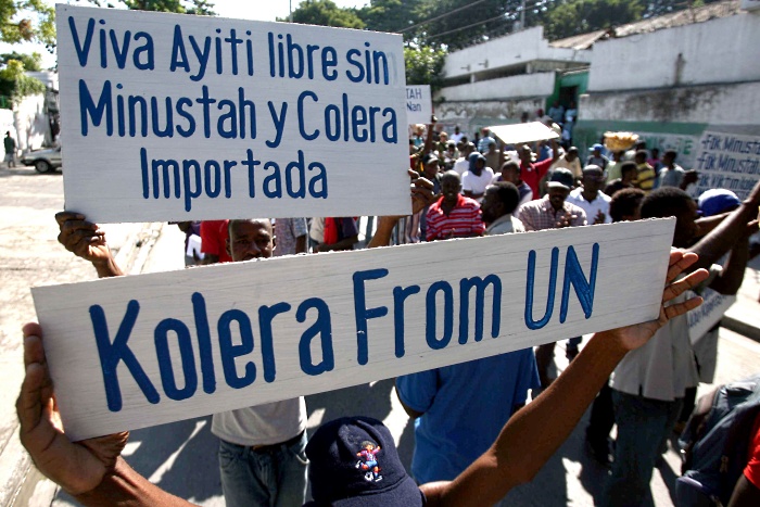 HAITI-colera-protesto-20101119-afp-G